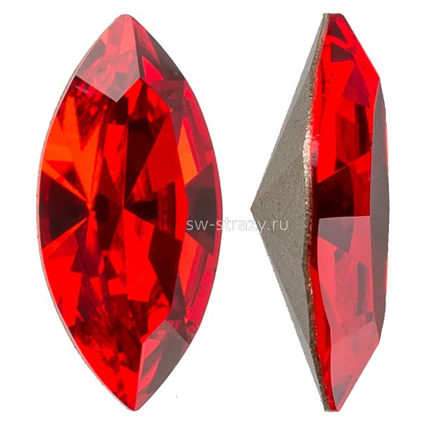 Кристаллы 4228 15x7 mm Light Siam