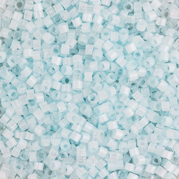 Delica Beads 11/0 DB1859 Silk Inside Dyed Frozen Blue