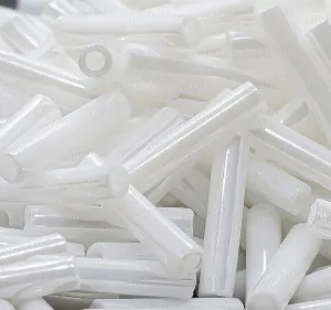 Бисер стеклярус 9 mm #0141 Белый, перламутровый