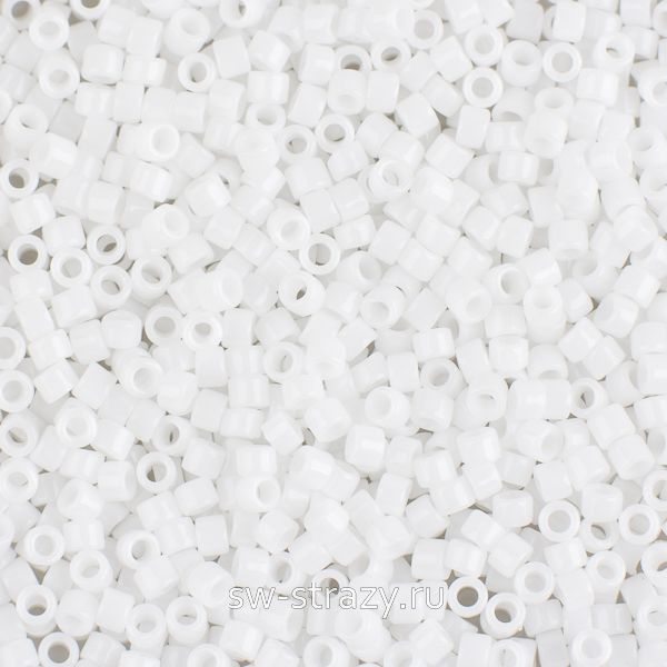 Бисер Treasures 11/0 #0041 Непрозрачный, белый