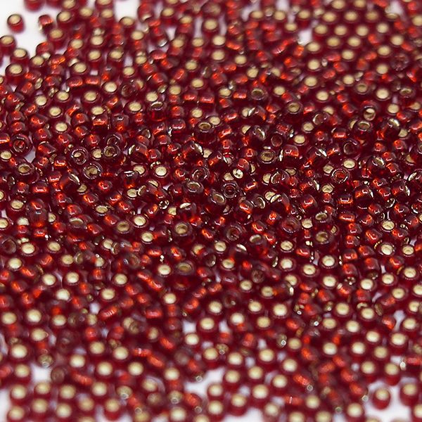 Бисер круглый 11/0 #0025D Внутреннее серебрение, гранат